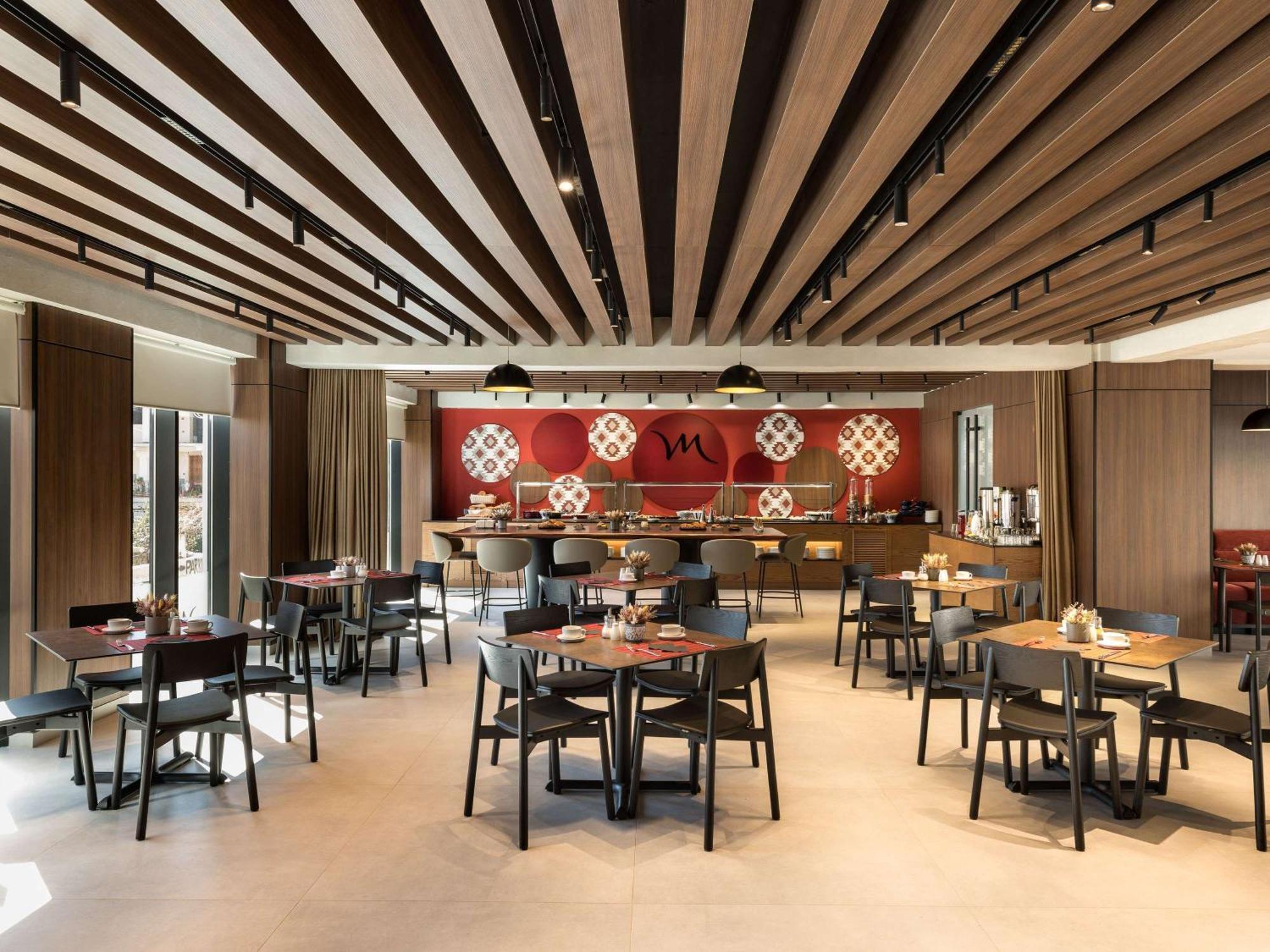 Mercure Tirana Zewnętrze zdjęcie