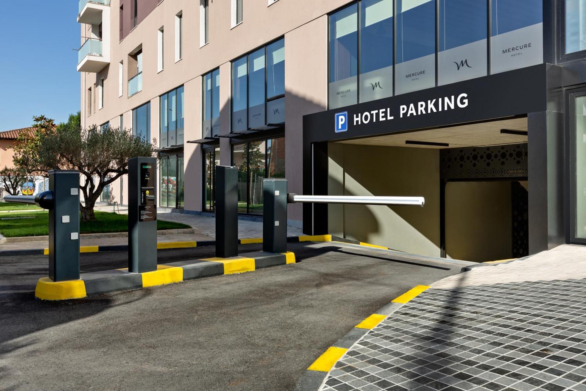 Mercure Tirana Zewnętrze zdjęcie